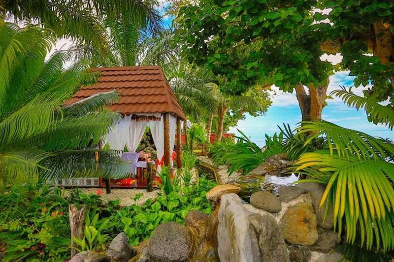 Garden Island Resort Waiyevo Εξωτερικό φωτογραφία